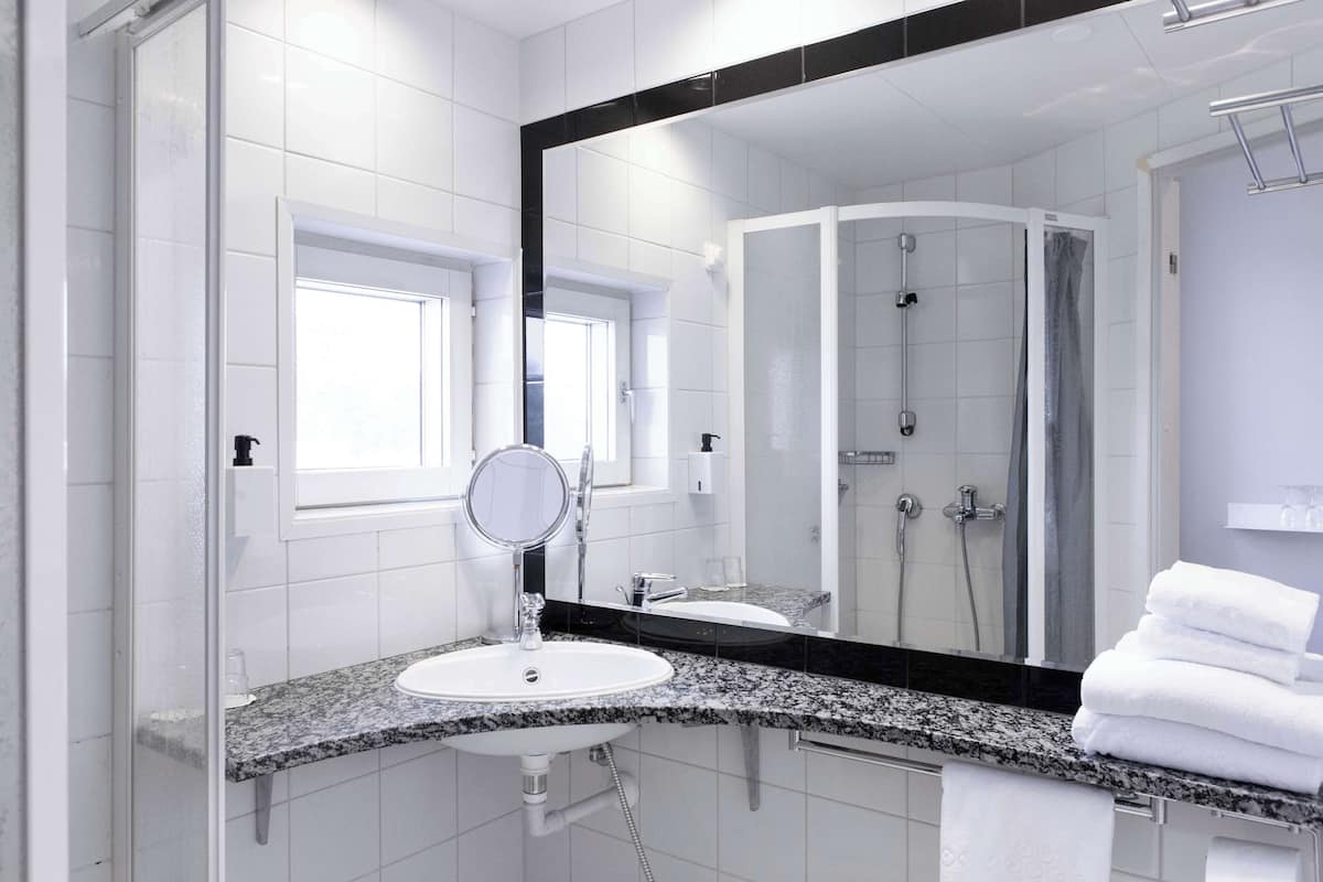 superior twin room | 1 bedroom, desk, blackout curtains, free cots/infant beds