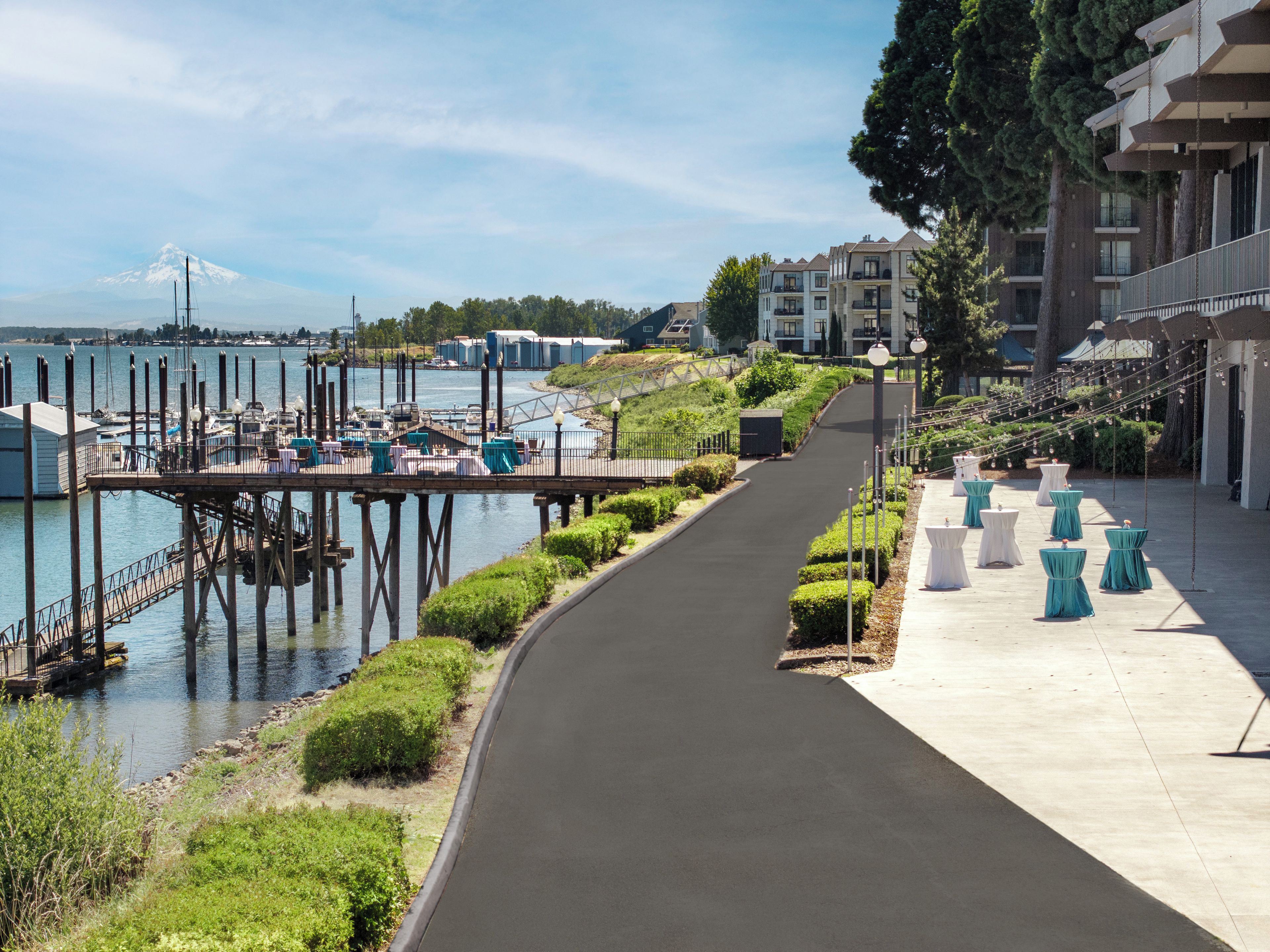 Photo - Holiday Inn Portland - Columbia Riverfront by IHG
