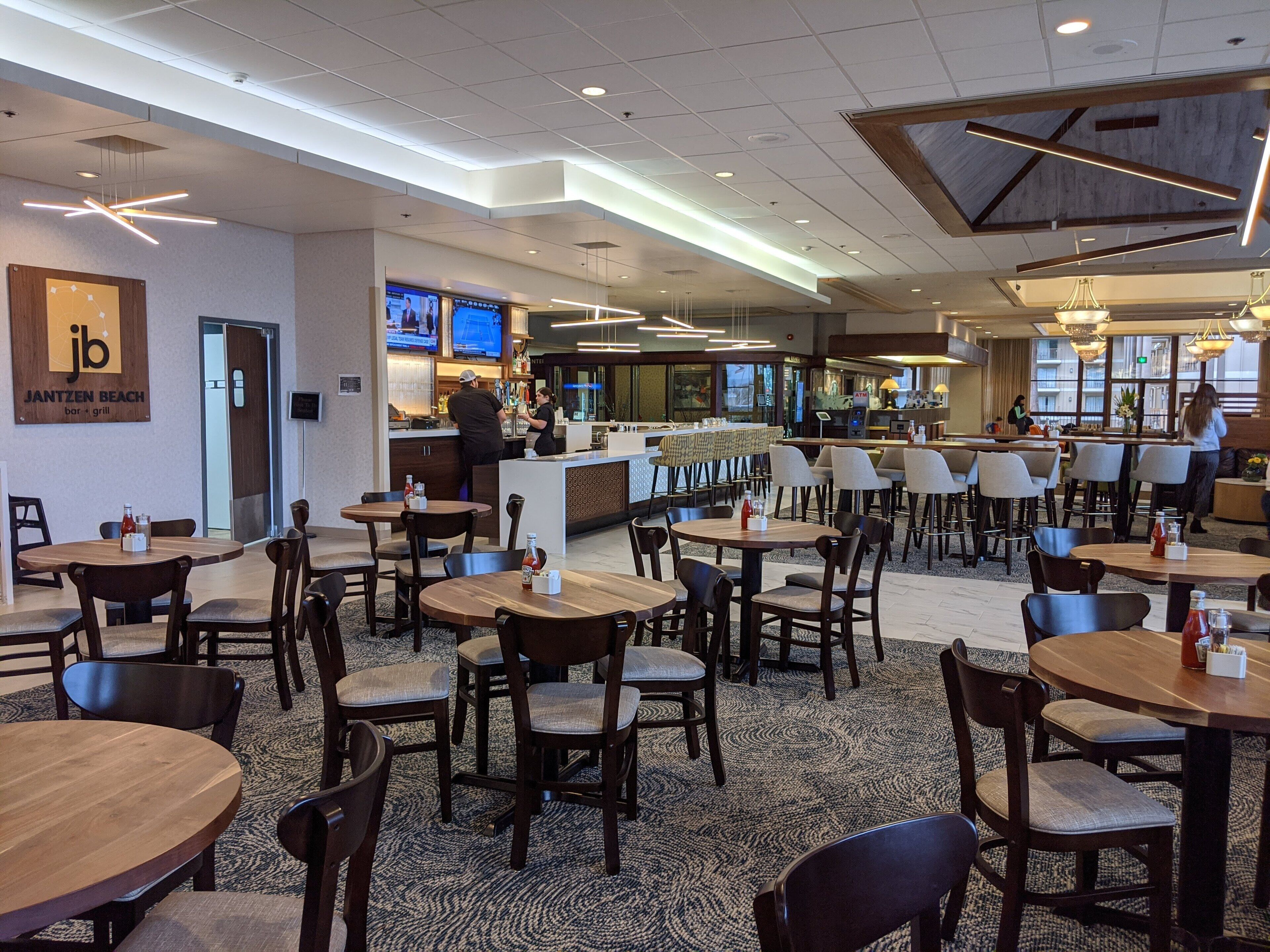 Daily cooked-to-order breakfast for a fee