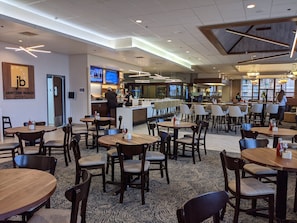 Petit déjeuner préparé sur commande servi tous les jours en supplément