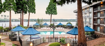 Holiday Inn Portland - Columbia Riverfront by IHG