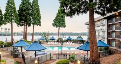 Holiday Inn Portland - Columbia Riverfront by IHG