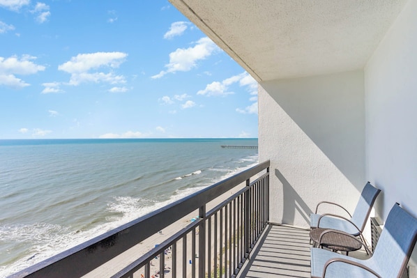 Suite, Multiple Beds, Ocean View | Terrace/patio