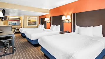 Studio Suite, Non Smoking (3 Queen Beds) | Desk, laptop workspace, blackout drapes, free cribs/infant beds