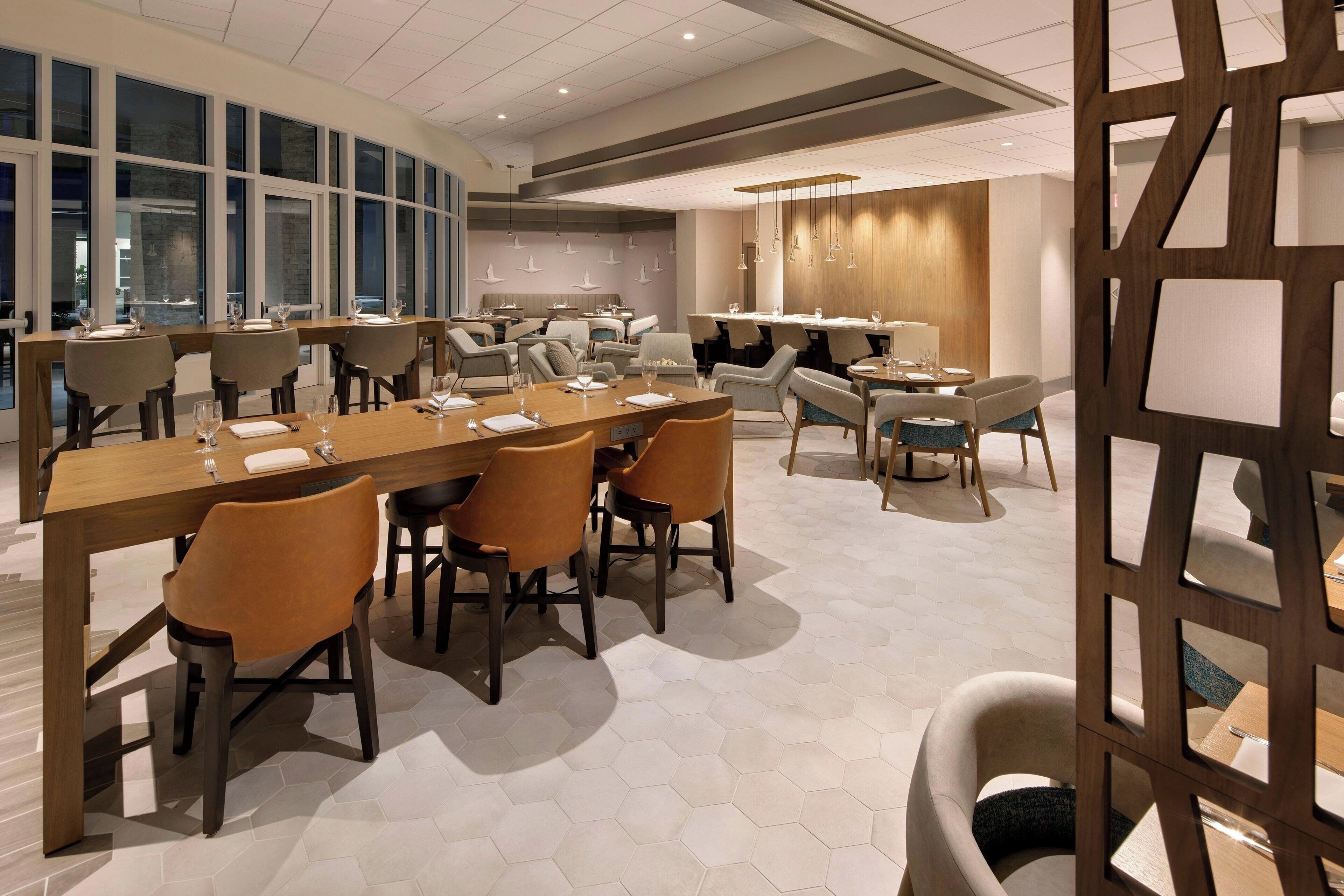 breakfast, lunch and dinner served