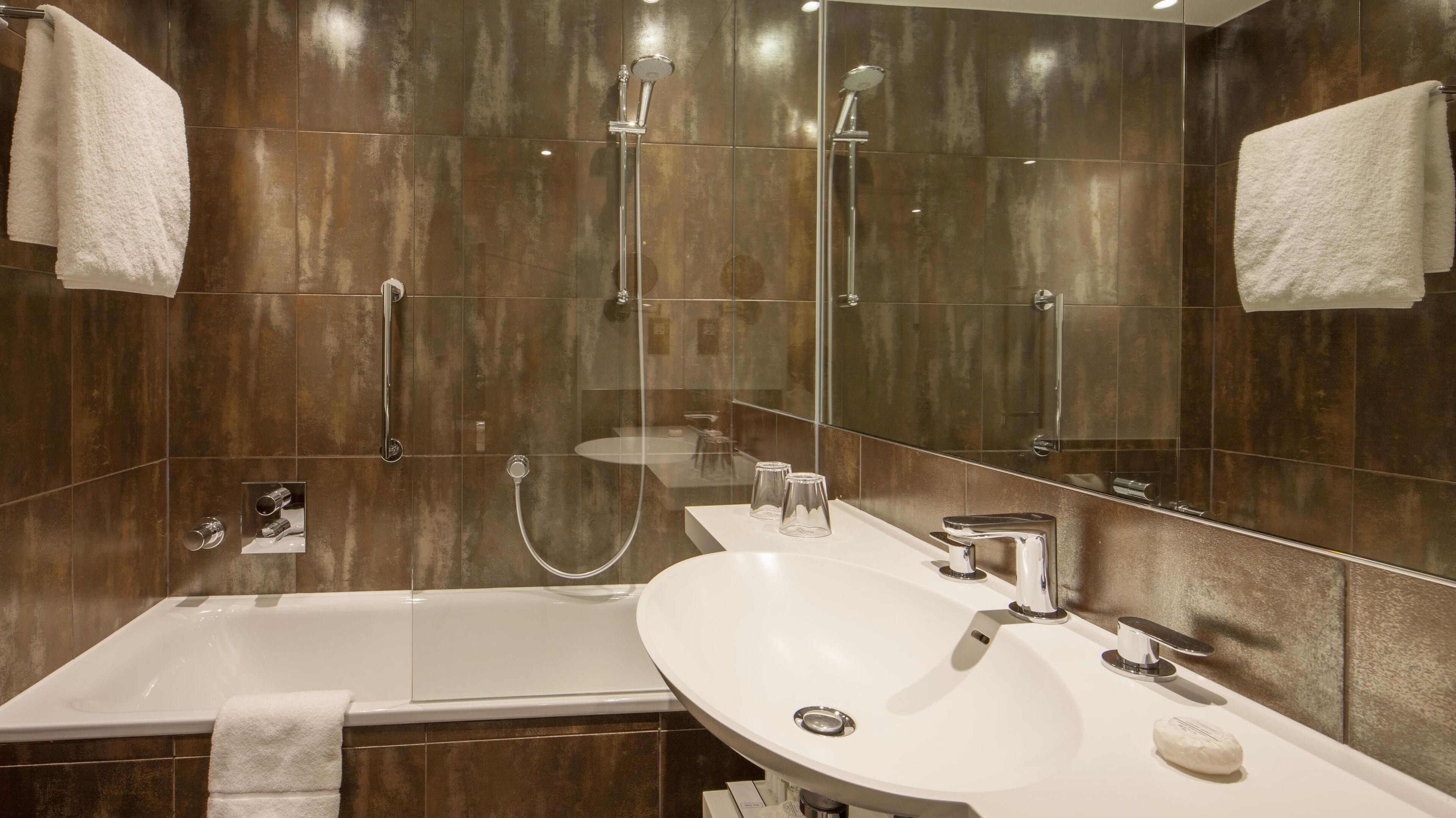 Photo - Crowne Plaza London - Kings Cross by IHG