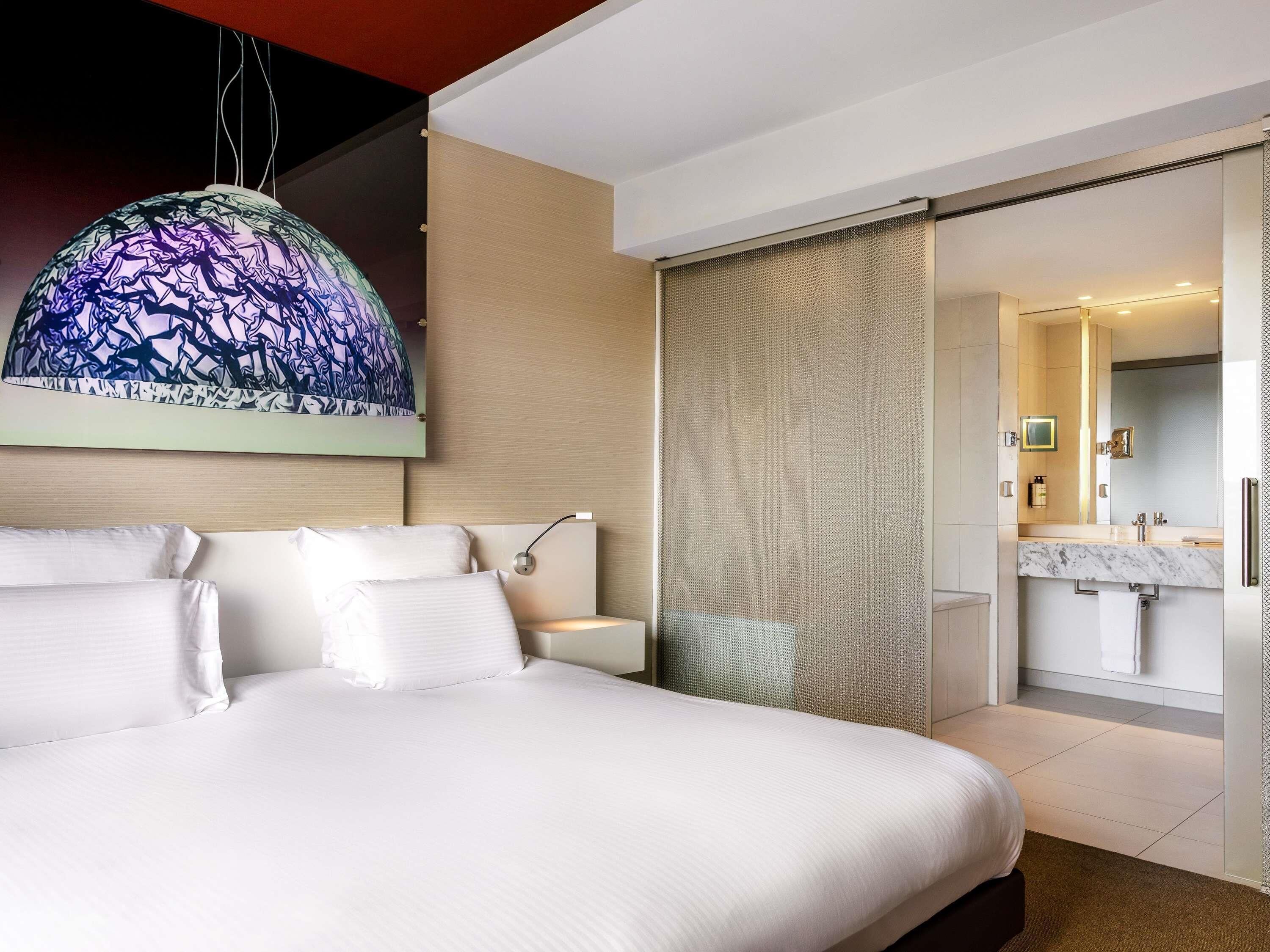 Exclusive Suite, 1 King Bed | Premium bedding, pillow-top beds, in-room safe, desk
