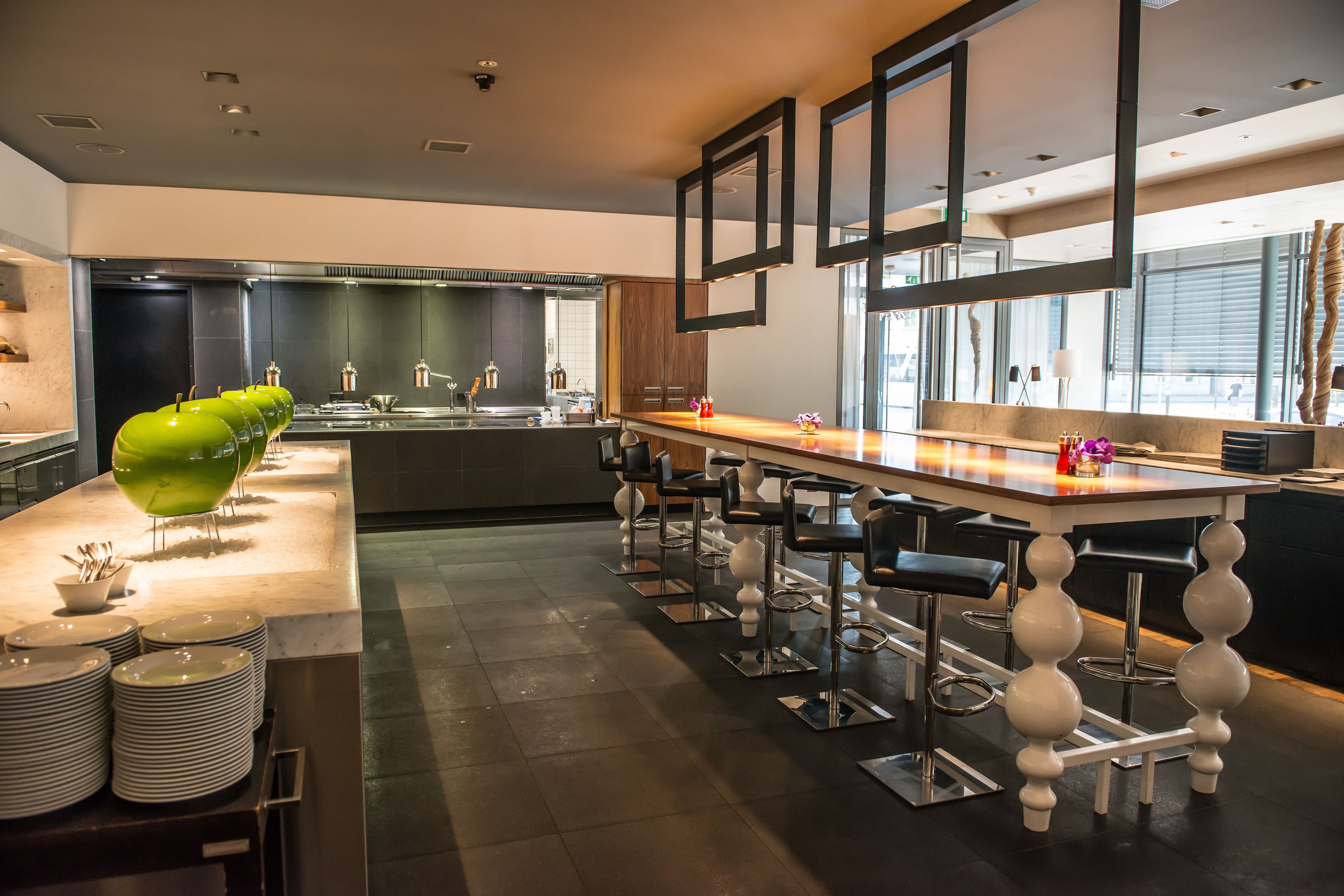 daily buffet breakfast (eur 25 per person)