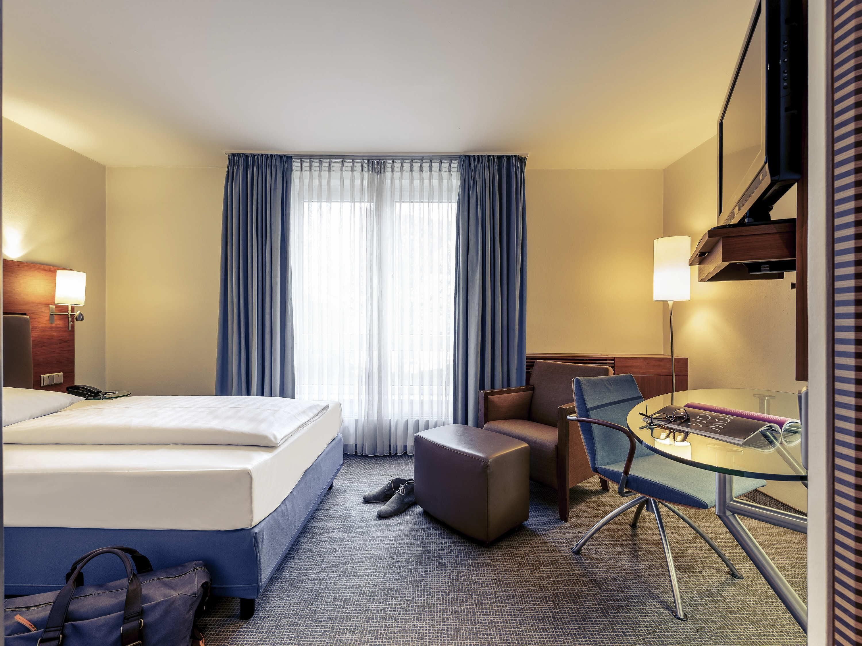 Superior kamer, 1 eenpersoonsbed | Luxe beddengoed, een kluis op de kamer, een bureau