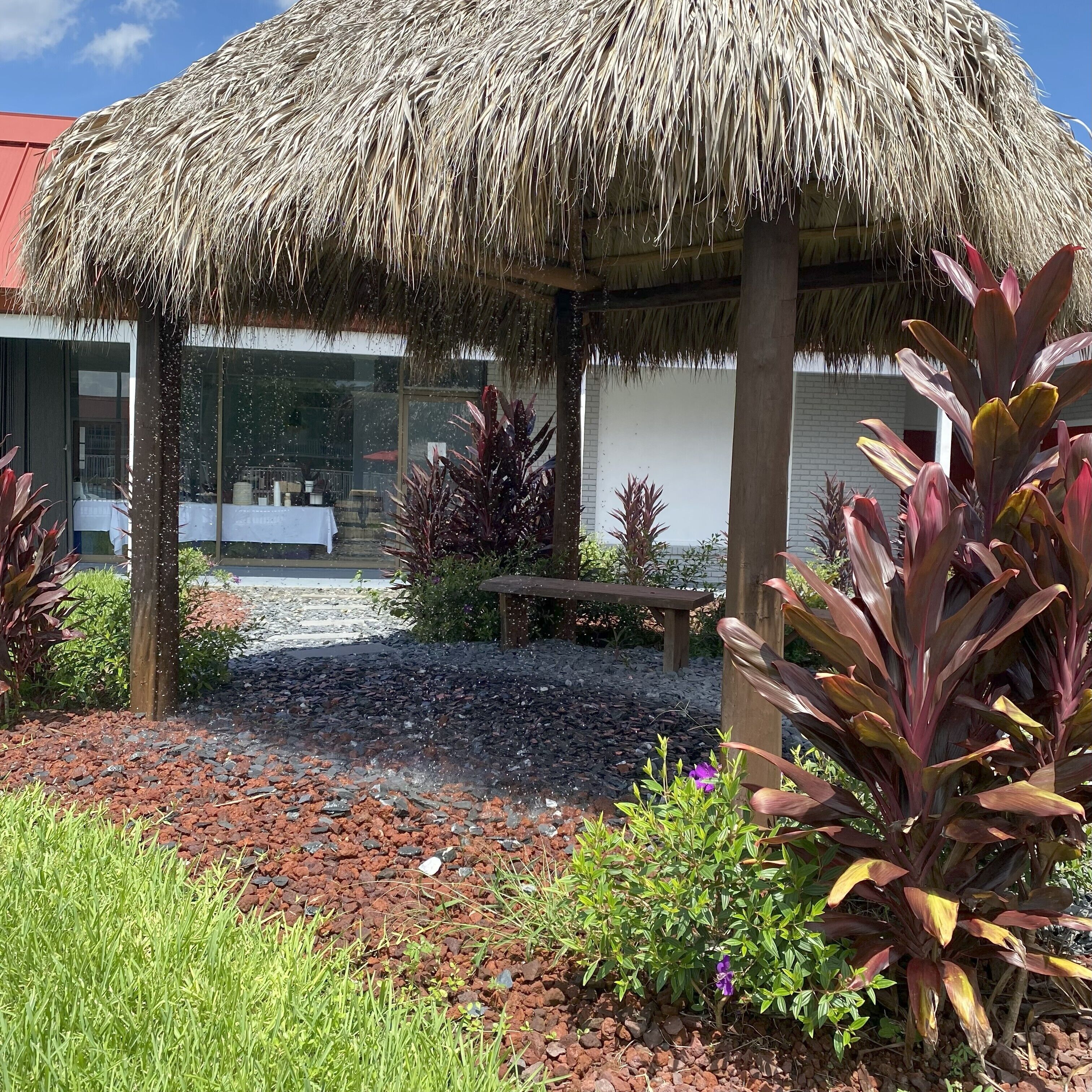 المنشأة من الخارج