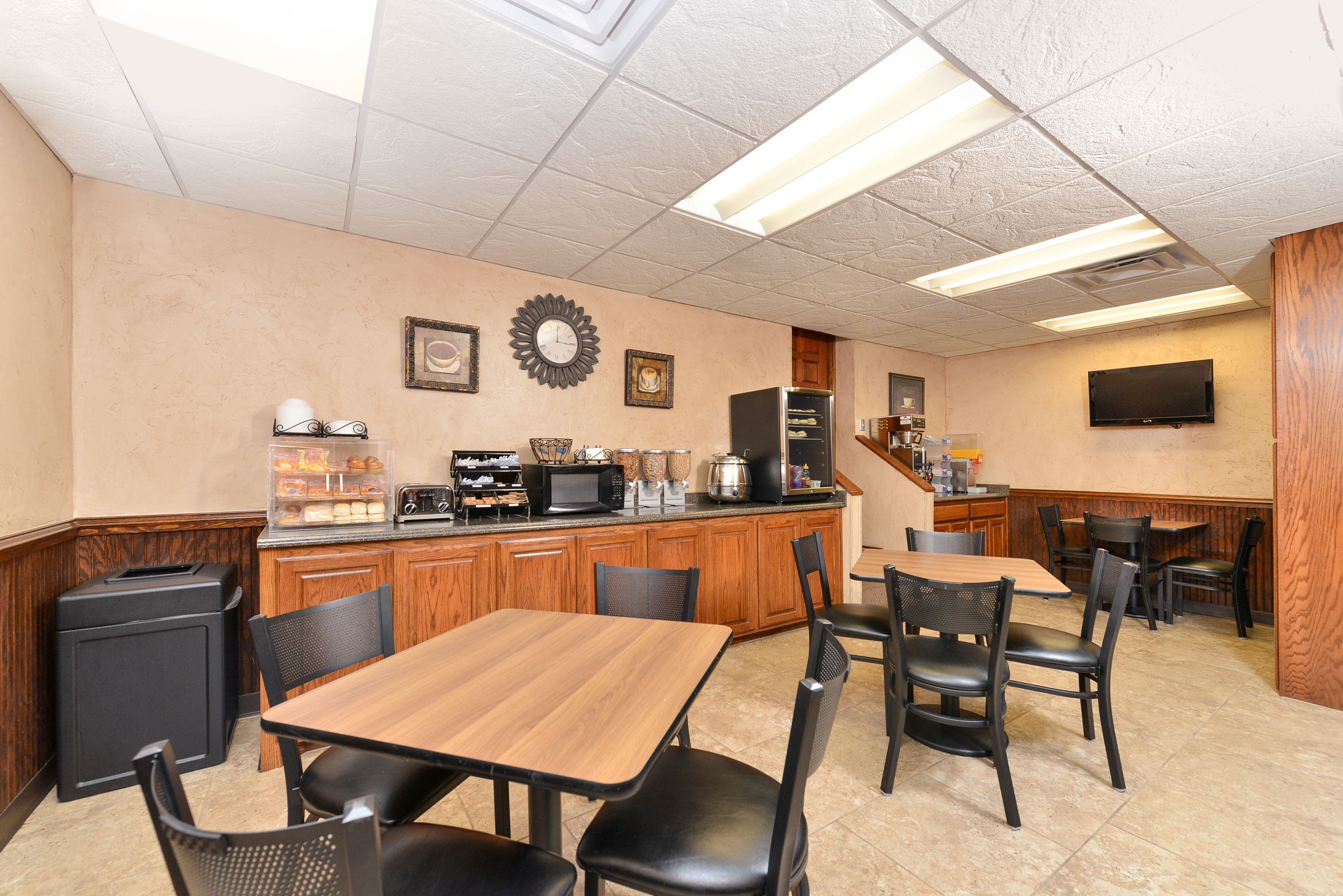 Breakfast area