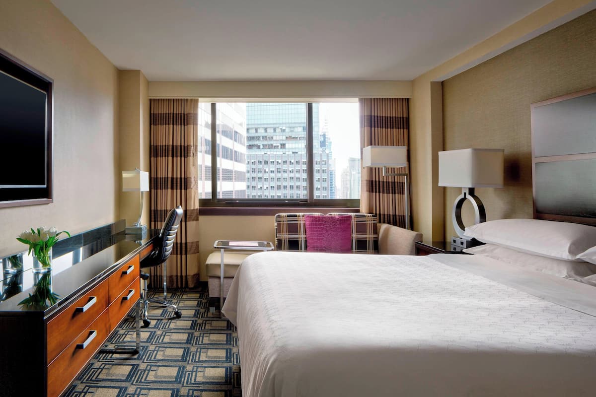 1 bedroom, premium bedding, pillow-top beds, in-room safe