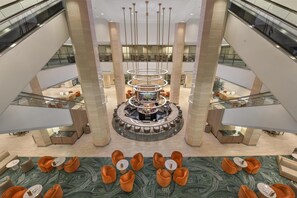 2 bares o lounges, lounge en el lobby