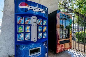 Vending machine