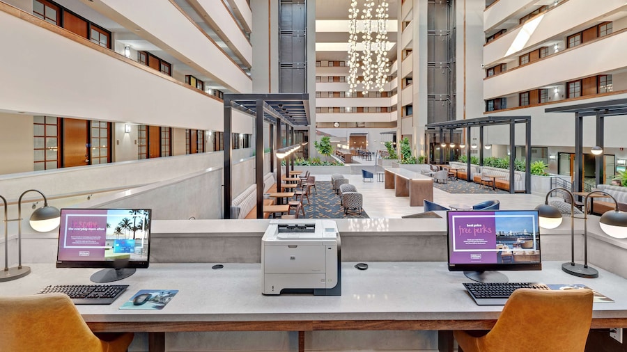 Embassy Suites by Hilton Oklahoma City Will Rogers Airport