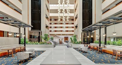 Embassy Suites by Hilton Oklahoma City Will Rogers Airport