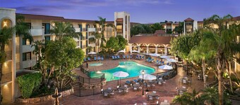 Embassy Suites by Hilton Scottsdale Resort