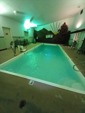 Piscine intérieure