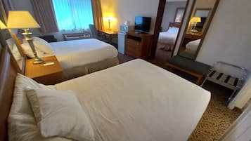 Standard Double Room | Desk, iron/ironing board, free cribs/infant beds, rollaway beds