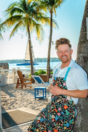 Breakfast, lunch, dinner served; American cuisine, ocean views