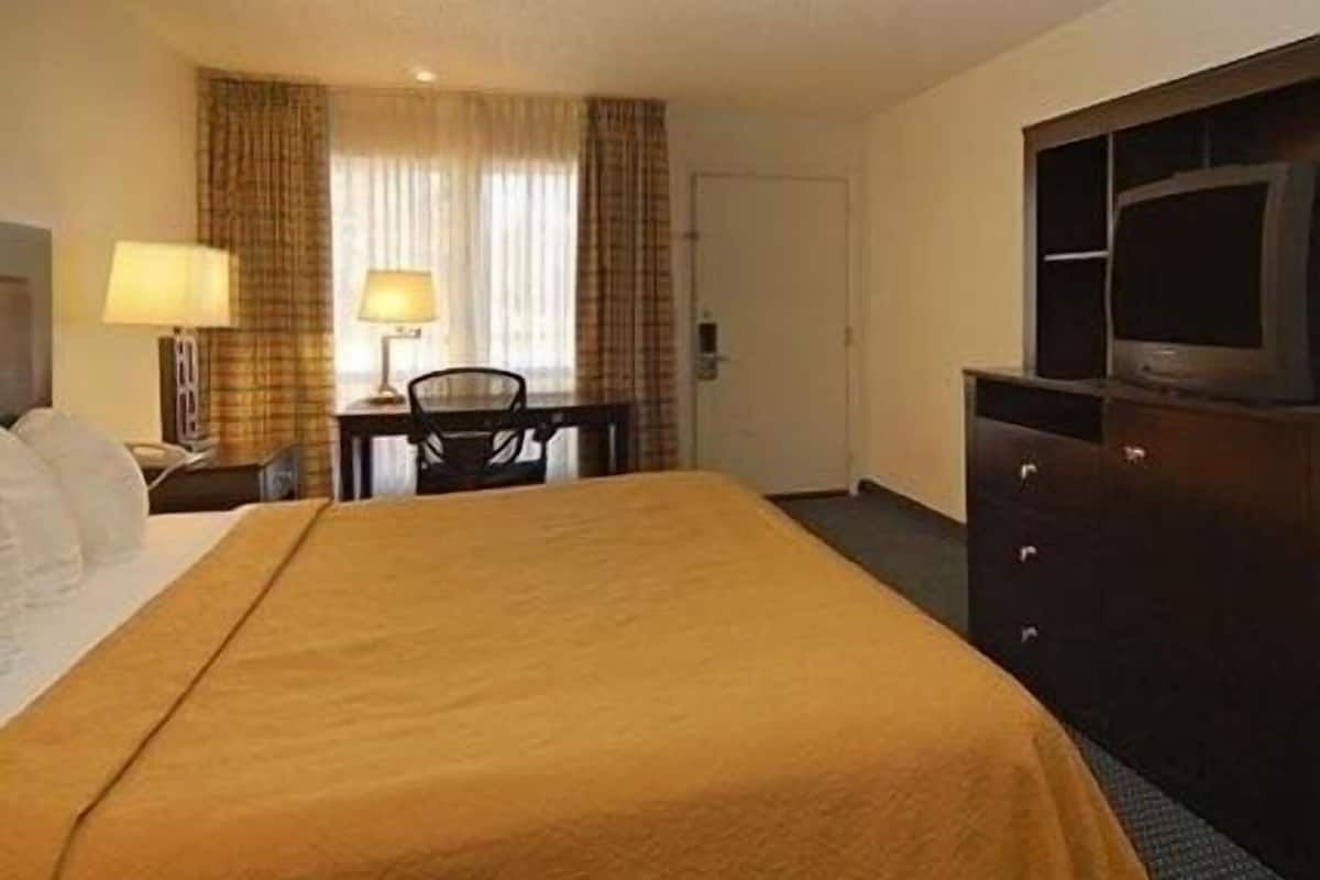 Blackout curtains, iron/ironing board, free WiFi, bed sheets
