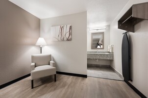 Superior Room, 1 King Bed, Non Smoking (Renovated) | Desk, laptop workspace, blackout drapes, free cribs/infant beds