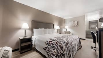 Desk, laptop workspace, blackout curtains, free cots/infant beds