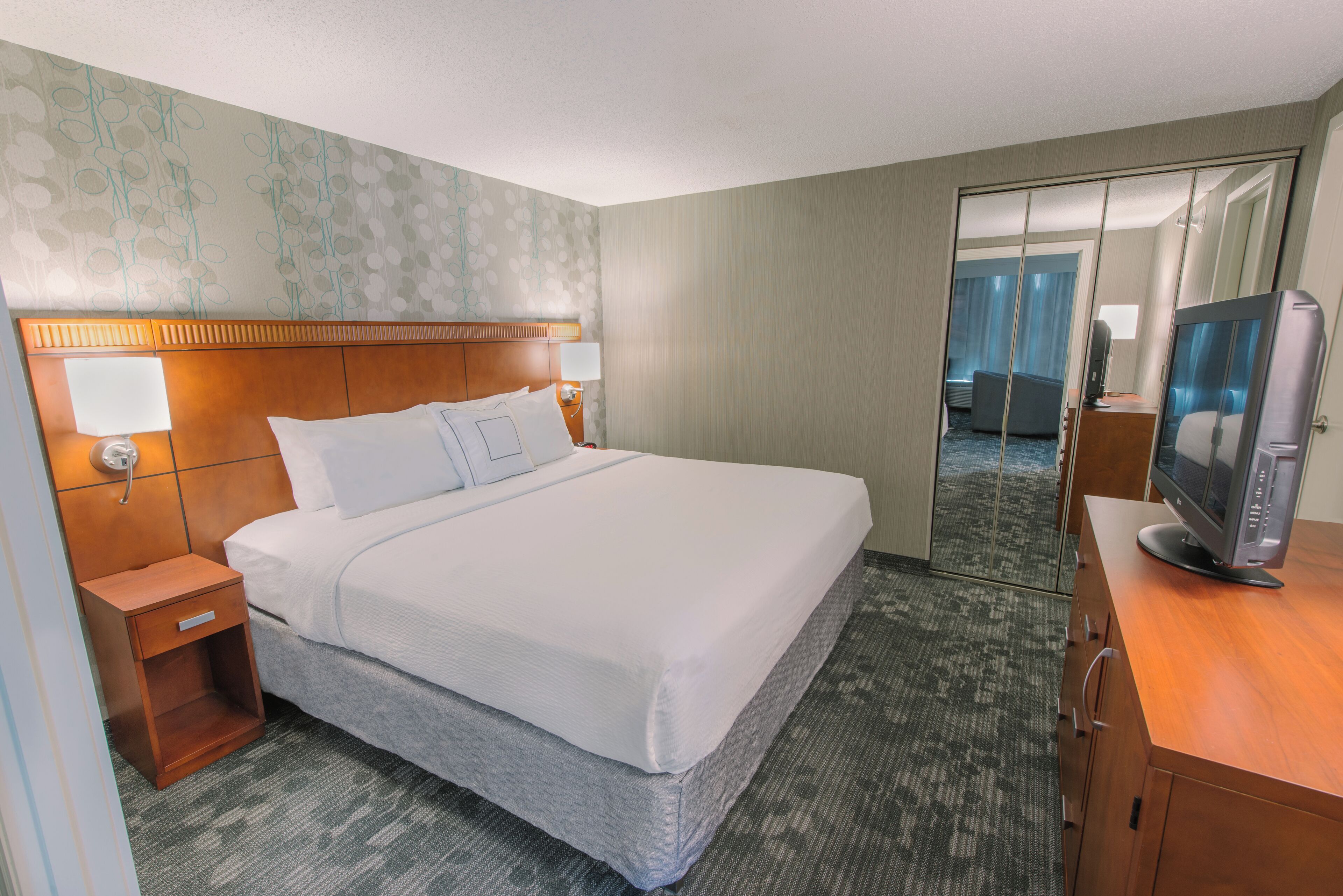 desk, iron/ironing board, free cots/infant beds, free wifi