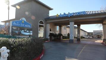 EntrĂ©e de lâhĂ©bergement