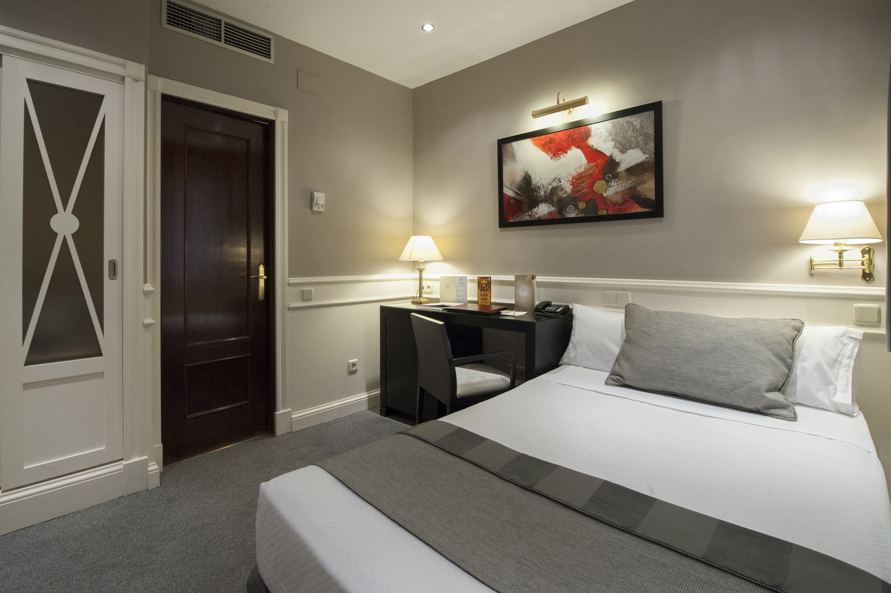 1 bedroom, minibar, in-room safe, desk