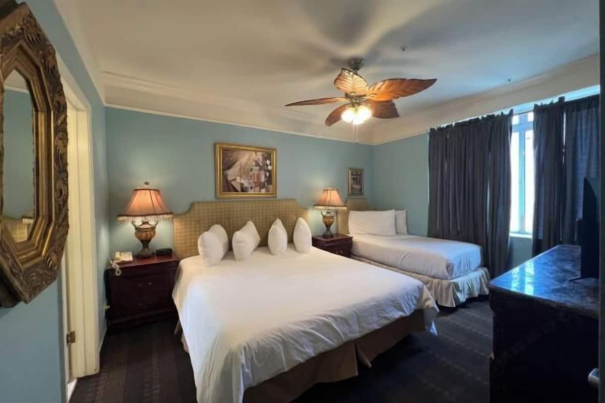 Egyptian cotton sheets, premium bedding, individually decorated