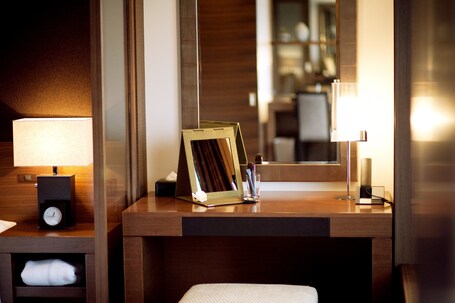 Kyoto Brighton Hotel - Image 30
