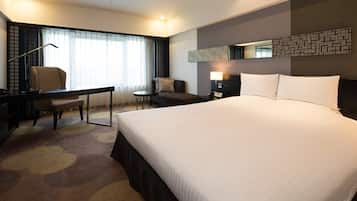 Run of House (Single Use Only), Non-Smoking | Premium bedding, minibar, in-room safe, blackout drapes