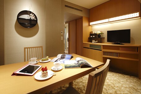 Kyoto Brighton Hotel - Image 79