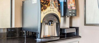 Rodeway Inn & Suites