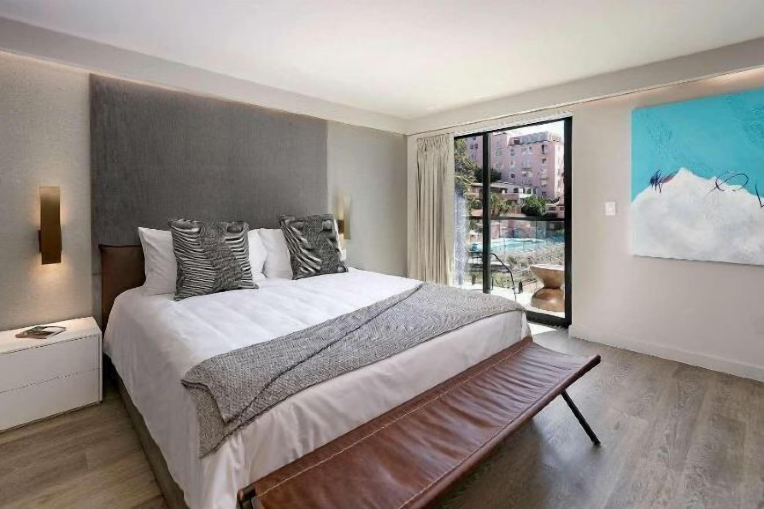 Allergikerbettwaren, Zimmersafe, Verdunkelungsvorhänge