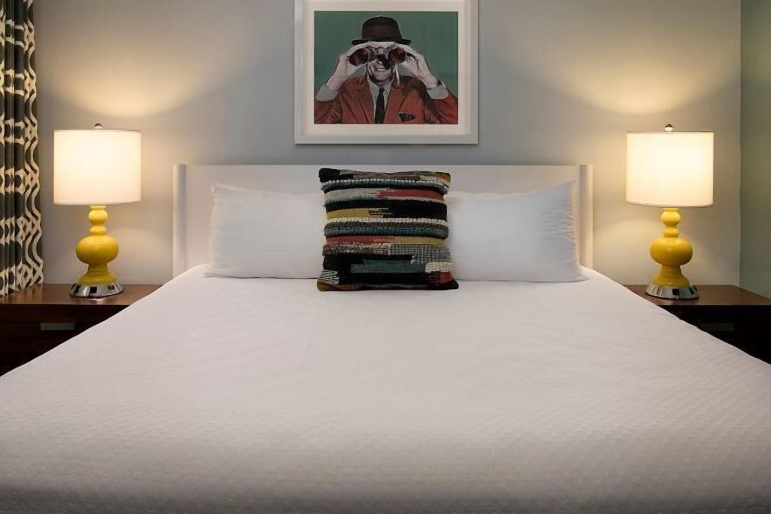 Literie hypoallergénique, coffres-forts dans les chambres