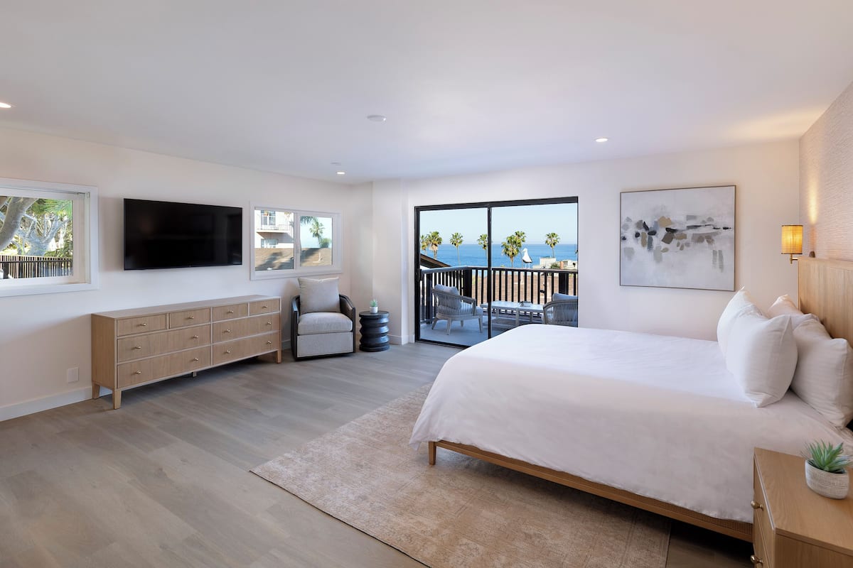 Quarto tradicional, 1 cama King, vista para o oceano | Roupas de cama antialérgicas, cofres nos quartos, cortinas blackout