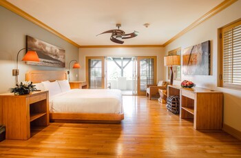 Studio, 1 King Bed, Partial Ocean View | Premium bedding, in-room safe, desk, laptop workspace at Hana-Maui Resort, a Destination by Hyatt Residence