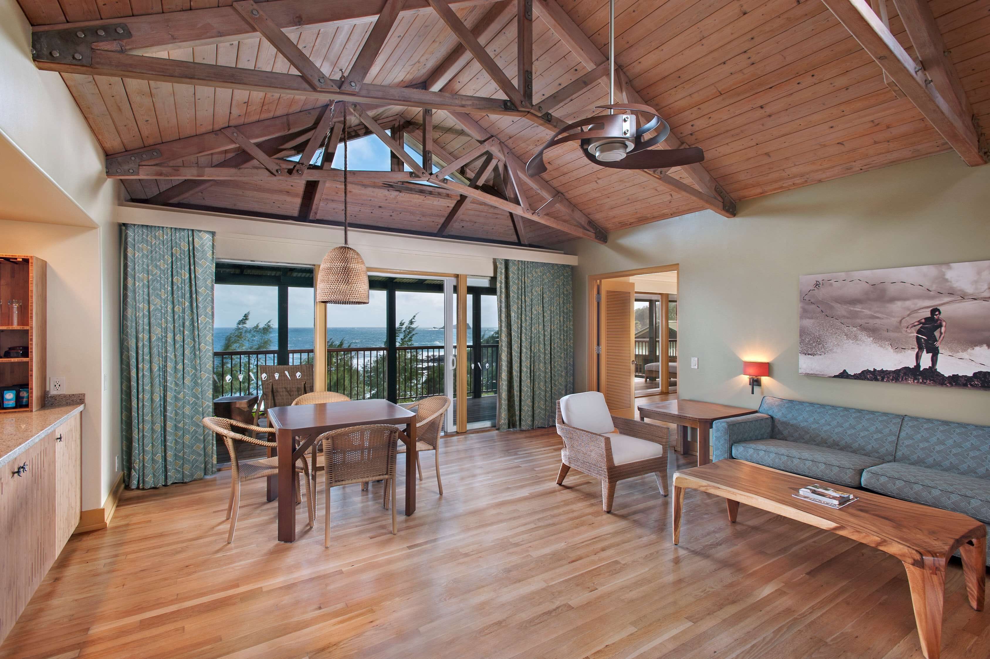 Premier Suite, 1 King Bed, Oceanfront | Premium bedding, in-room safe, desk, laptop workspace