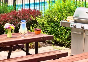 BBQ/picnic area