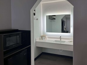 Ensemble douche/baignoire, serviettes fournies