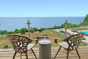 Chambre Double, vue mer | Terrasse/Patio