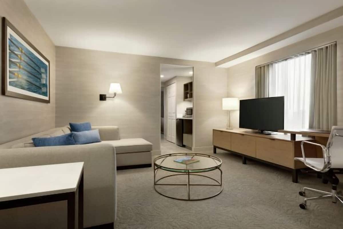 Living area | LCD TV, MP3 dock