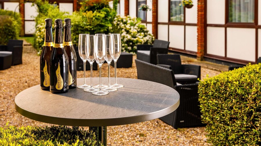 The Harlow Hotel By AccorHotels