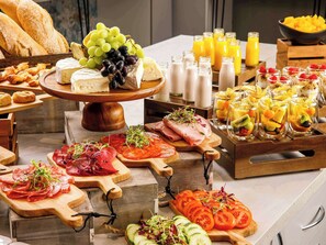 Daily to-go breakfast (GBP 12 per person)