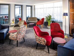 Exterior - The Harlow Hotel By AccorHotels (Harlow)