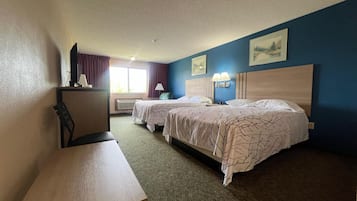 Minibar, desk, iron/ironing board, free WiFi