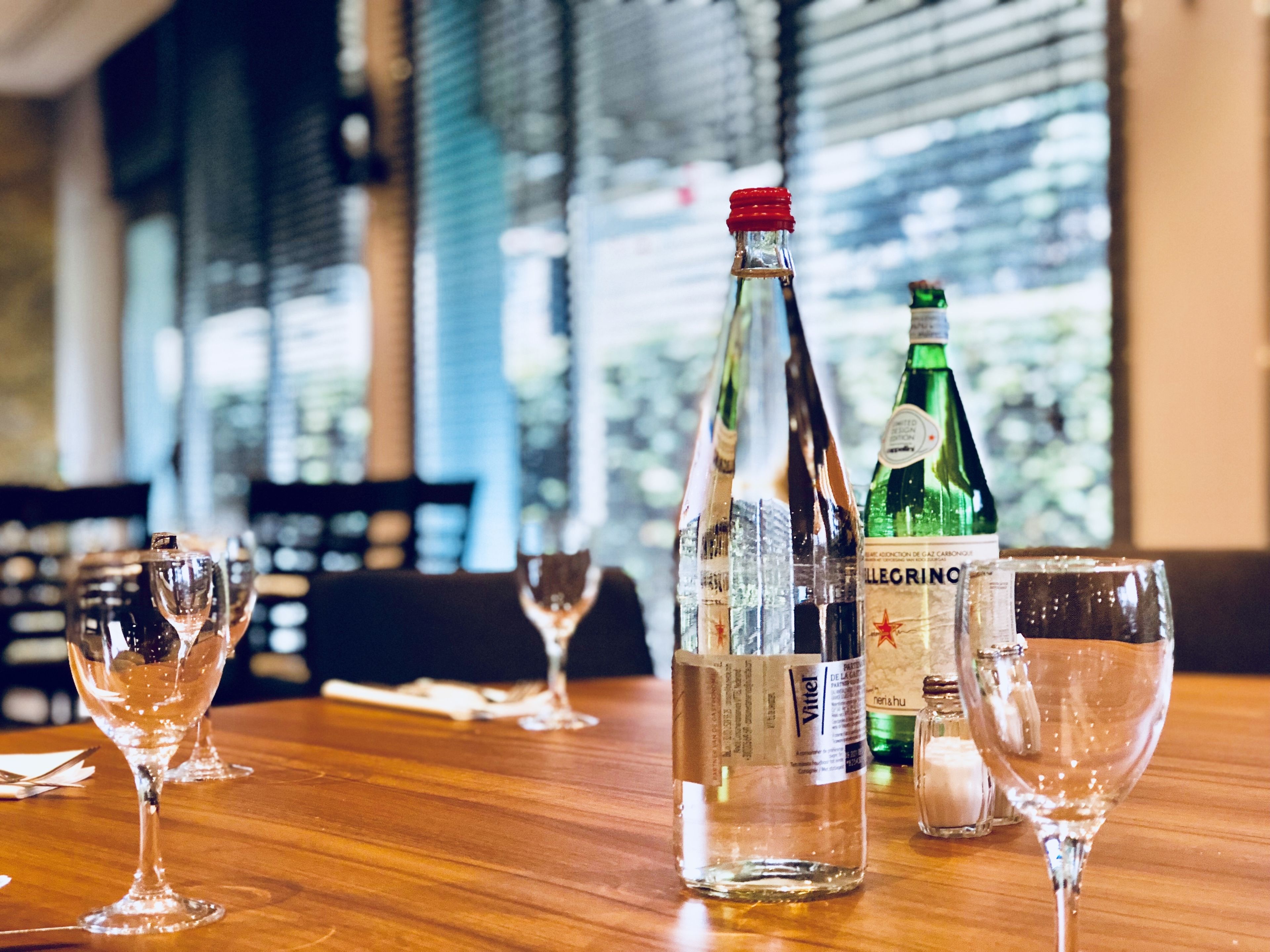 breakfast, lunch and dinner served