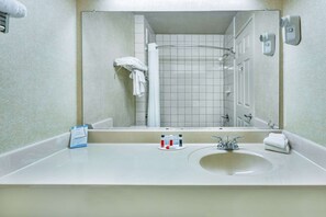 Umweltfreundliche Kosmetikartikel, Haartrockner, Handtücher
